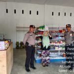 Personel Sat Samapta Polres Labusel Lakukan Patroli Dialogis di Siang Hari.
