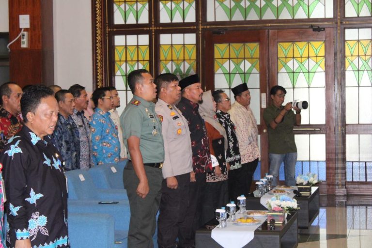 Dandim 0322/Siak Hadiri Pengarahan Kajati Provinsi Riau Membuka Wawasan Tata Kelola Pemerintahan yang Baik dan Bersih di Kabupaten Siak