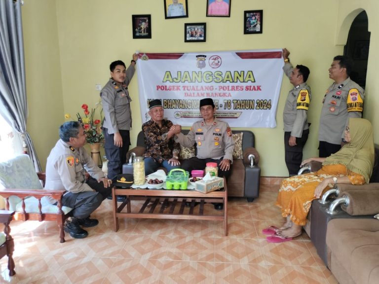 Sambut Hari Bhayangkara Ke-78, Polsek Tualang Anjangsana ke Purnawirawan Polri