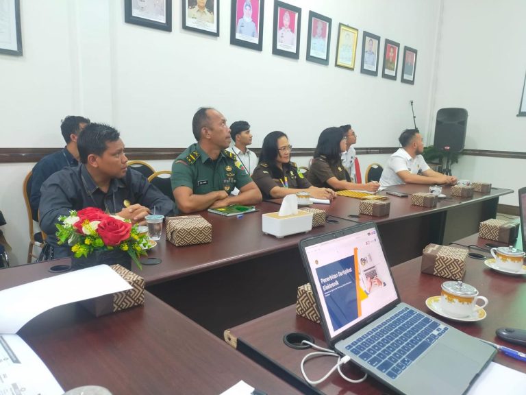 Pasilog Kodim 0322/Siak Hadiri Rapat Sosialisasi Sertifikat Elektronik Menuju Kantor Pertahanan Elektronik