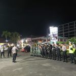 Patroli Gabungan Polres Ketapang dan TNI Pastikan Situasi Kamtibmas Tetap Kondusif Di Malam Hari