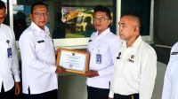 Berhasil Cegah Penyeludupan Narkoba 5 Orang Pegawai Rutan Tanjung Pura Terima Penghargaan Langsung oleh Kakanwil Ditjenpas Sumut