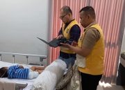 PELAYANAN PRIMA TANPA BATAS, IMIGRASI PONTIANAK DATANGI PEMOHON SAKIT PADA HARI LIBUR*