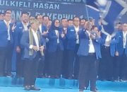 Ketua Umum PAN Zulkifli Hasan Lantik Pengurus DPW PAN Kalbar dan DPD PAN Se-Kalimantan Barat.